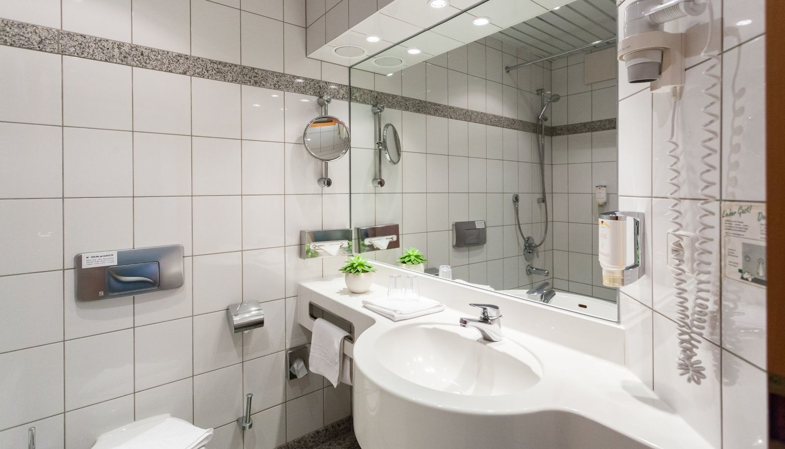 Bathroom - Ringhotel Neustädter Hof.
