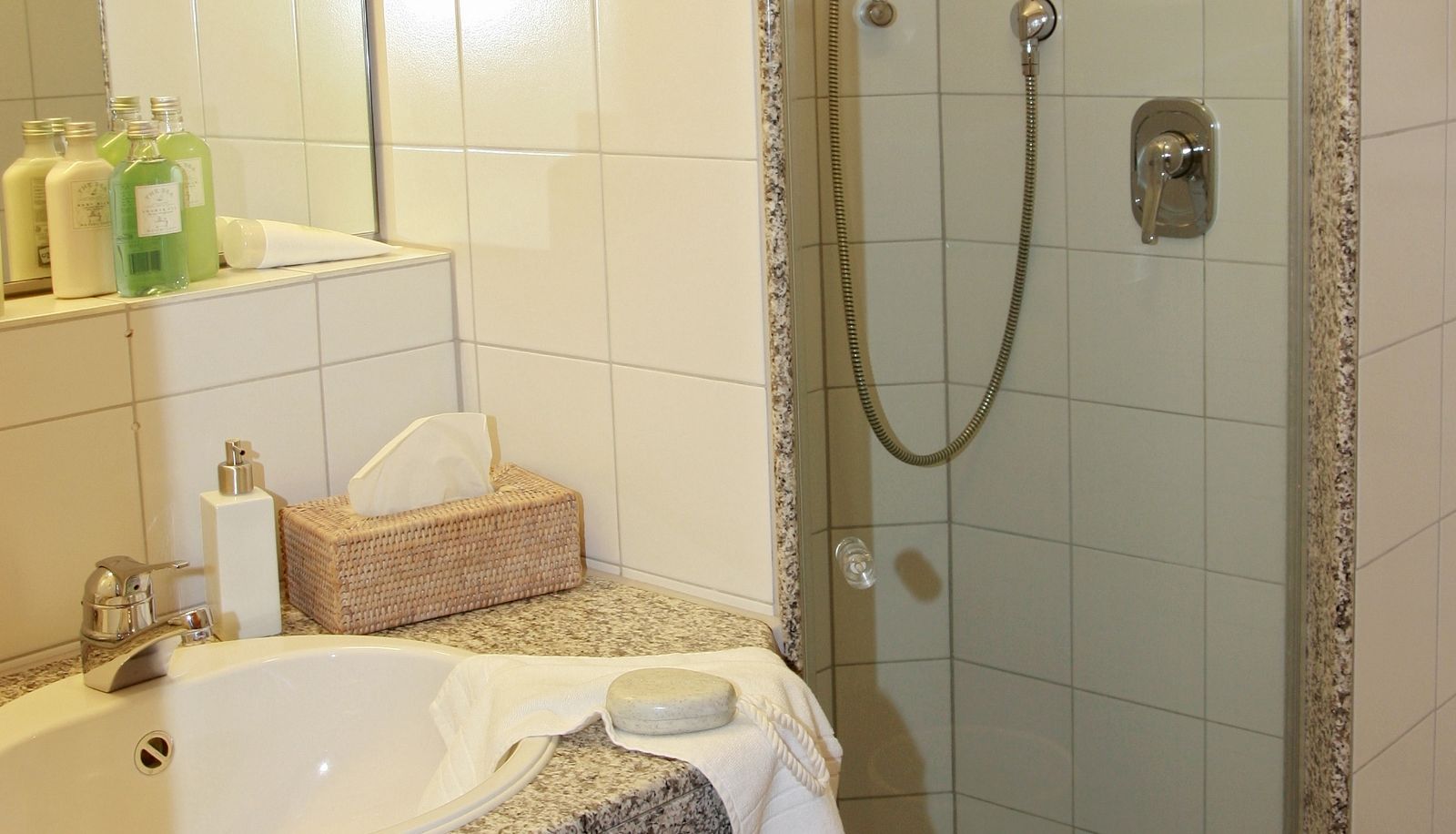 Badezimmer - Princess No. 3 Self-Check-In Plochingen bei Stuttgart