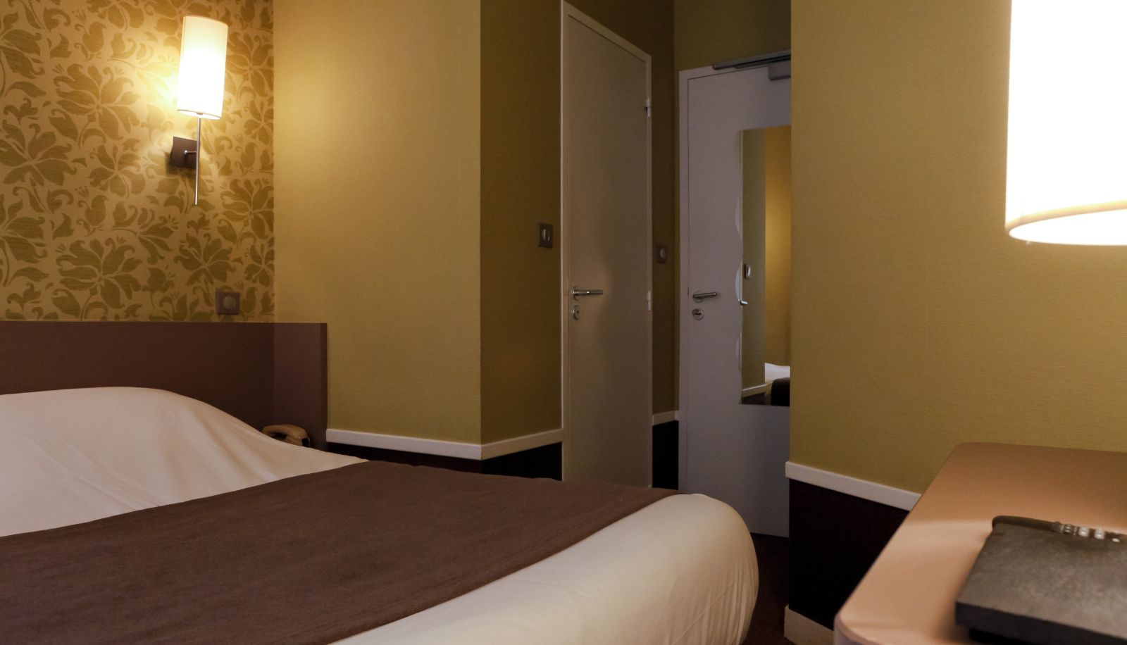 Chambre standard (double) - du Dauphin