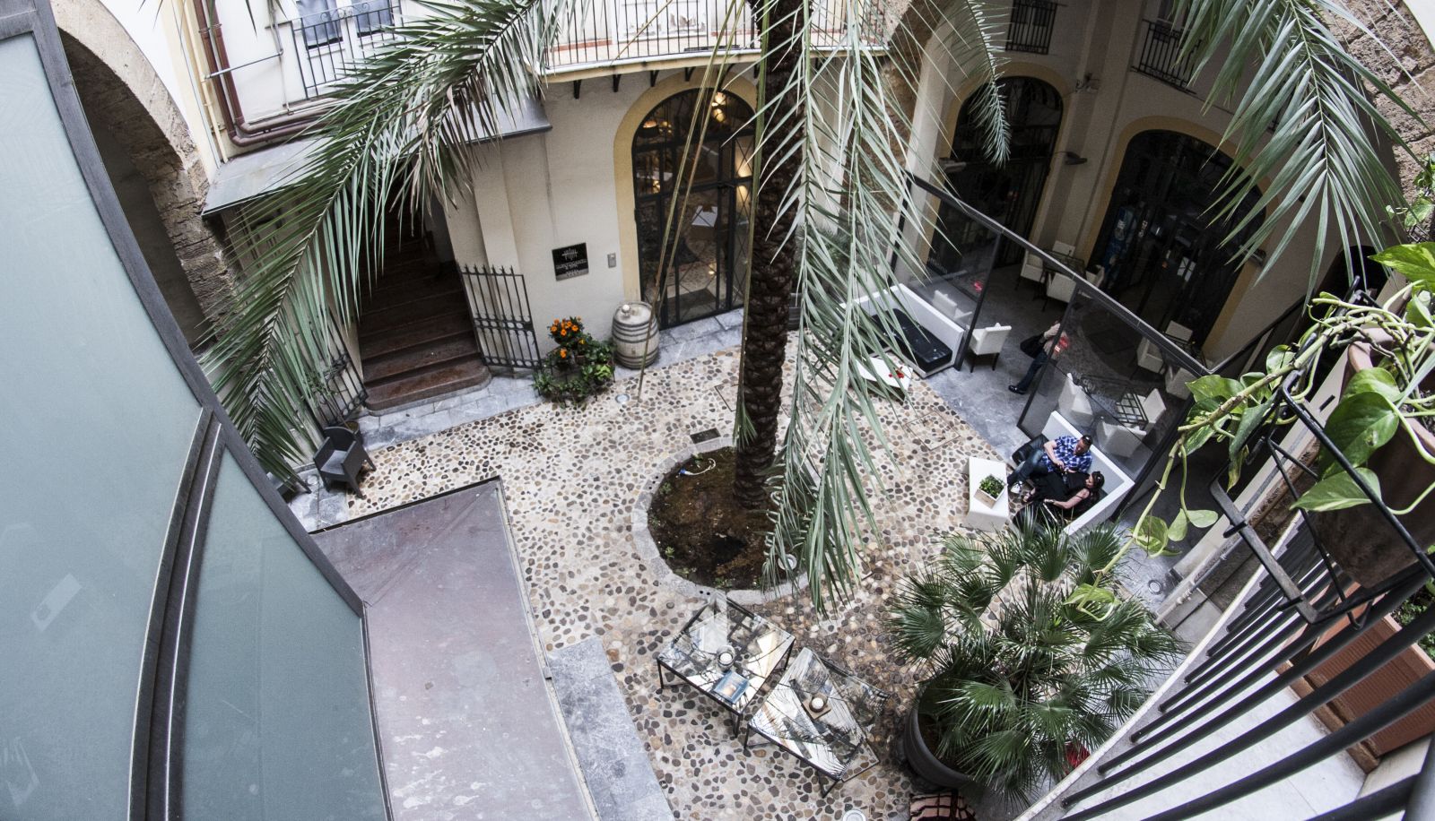 Zona exterior del hotel - Quintocanto Hotel