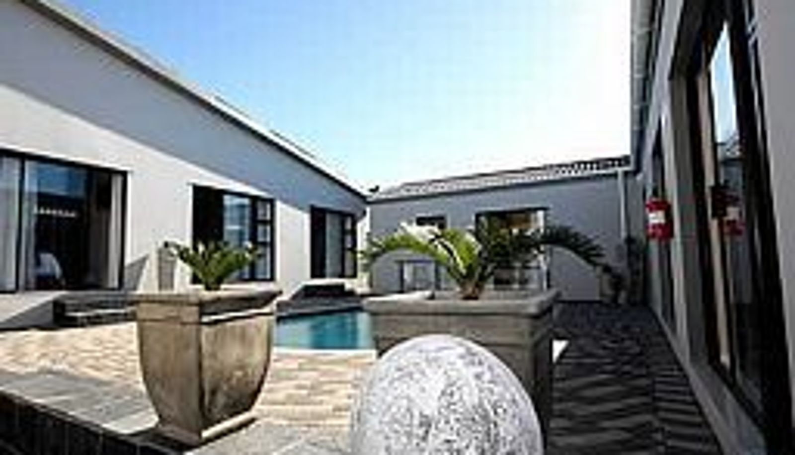 Außenansicht - Le Blue Guesthouse