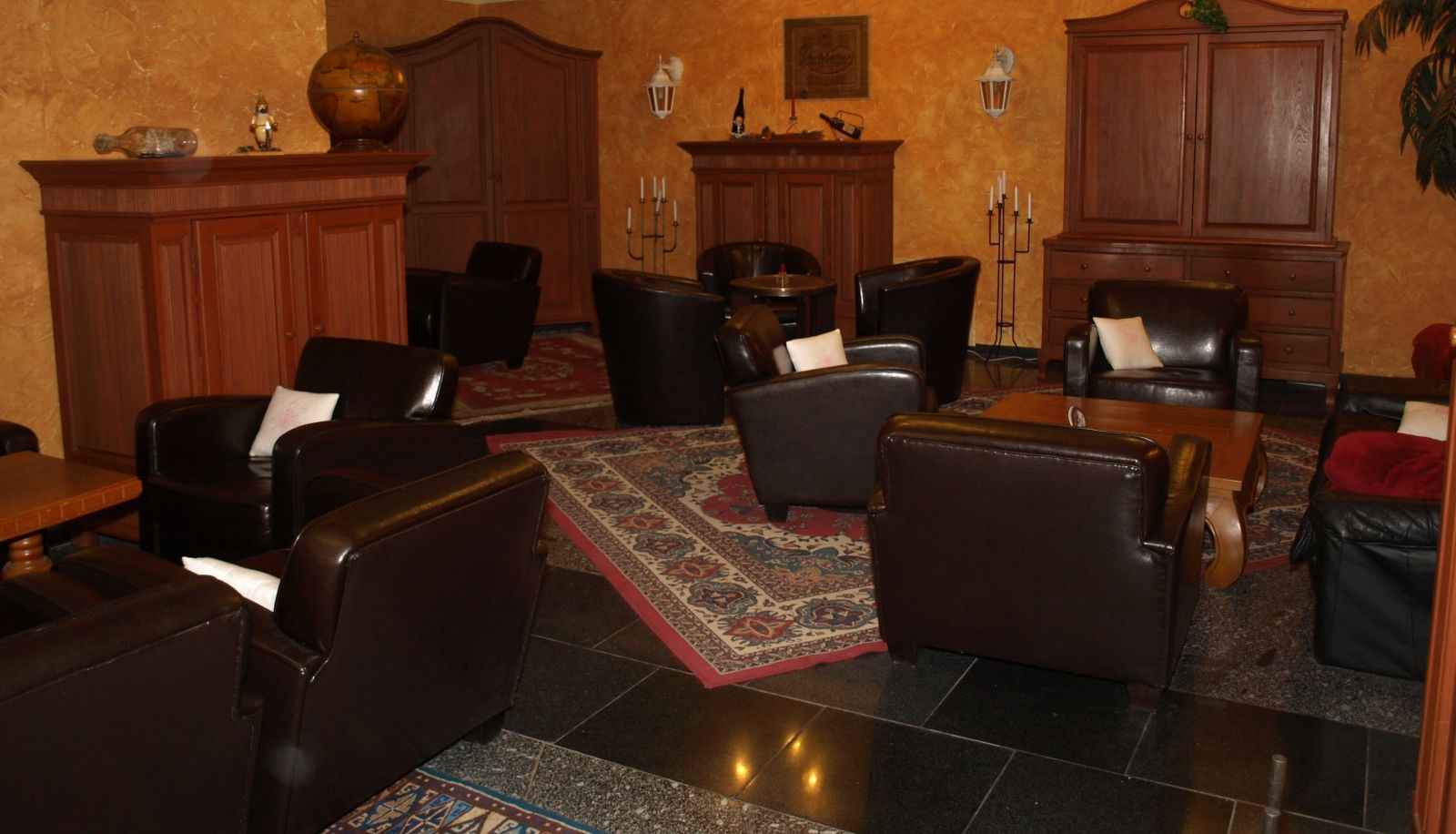 Bar - West Hotel