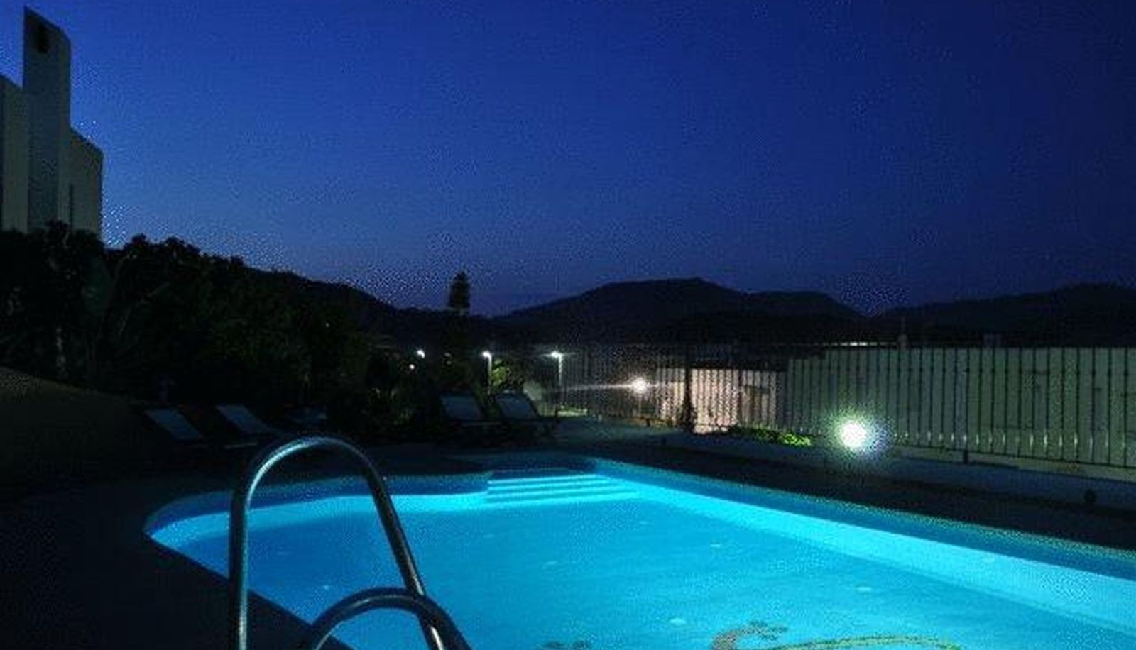 Pool - El Dorado San José Hostal