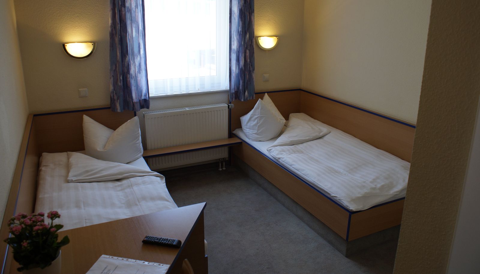 Budget room (double) - REGIOHOTEL Salzland Schönebeck