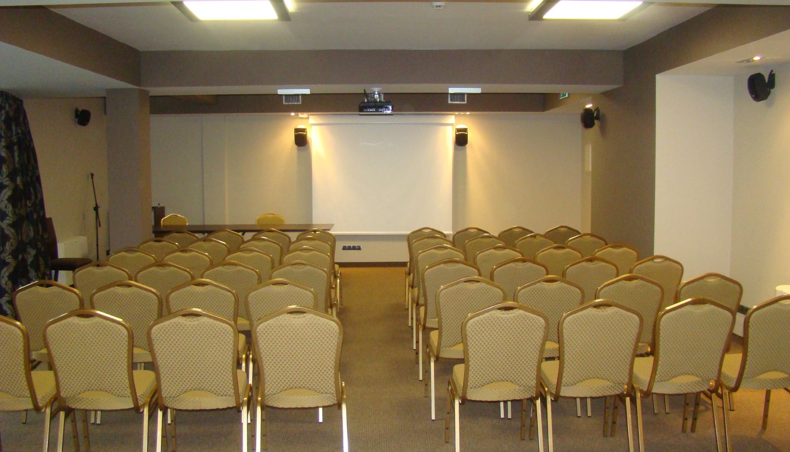 Sala de reuniones - Niepołomice