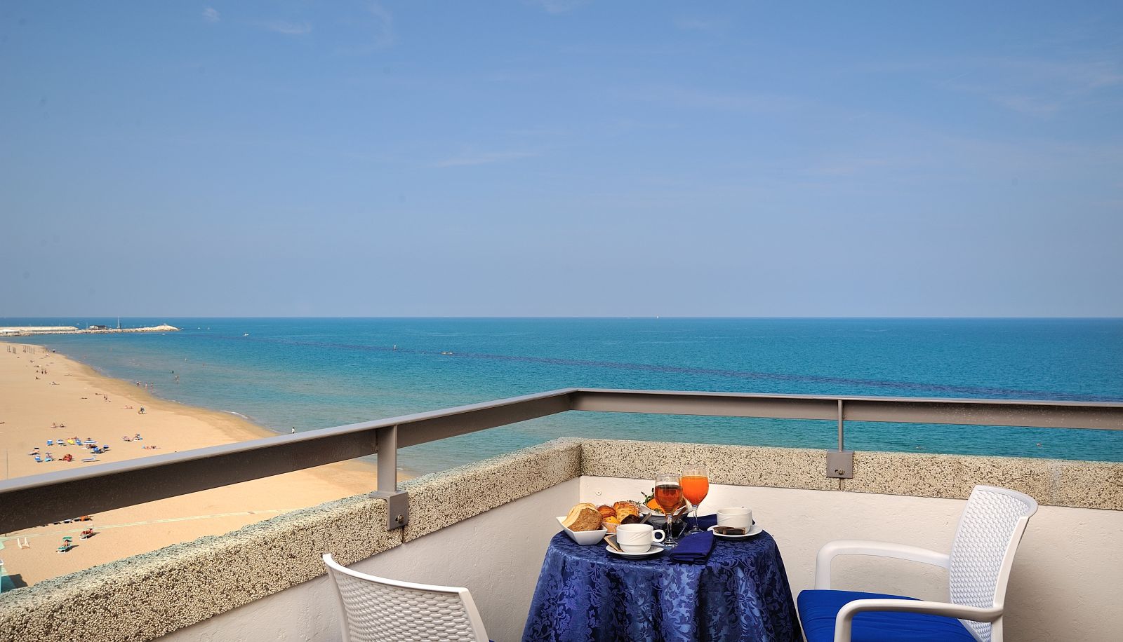 Ausblick - UNAHOTELS Imperial Sport Hotel