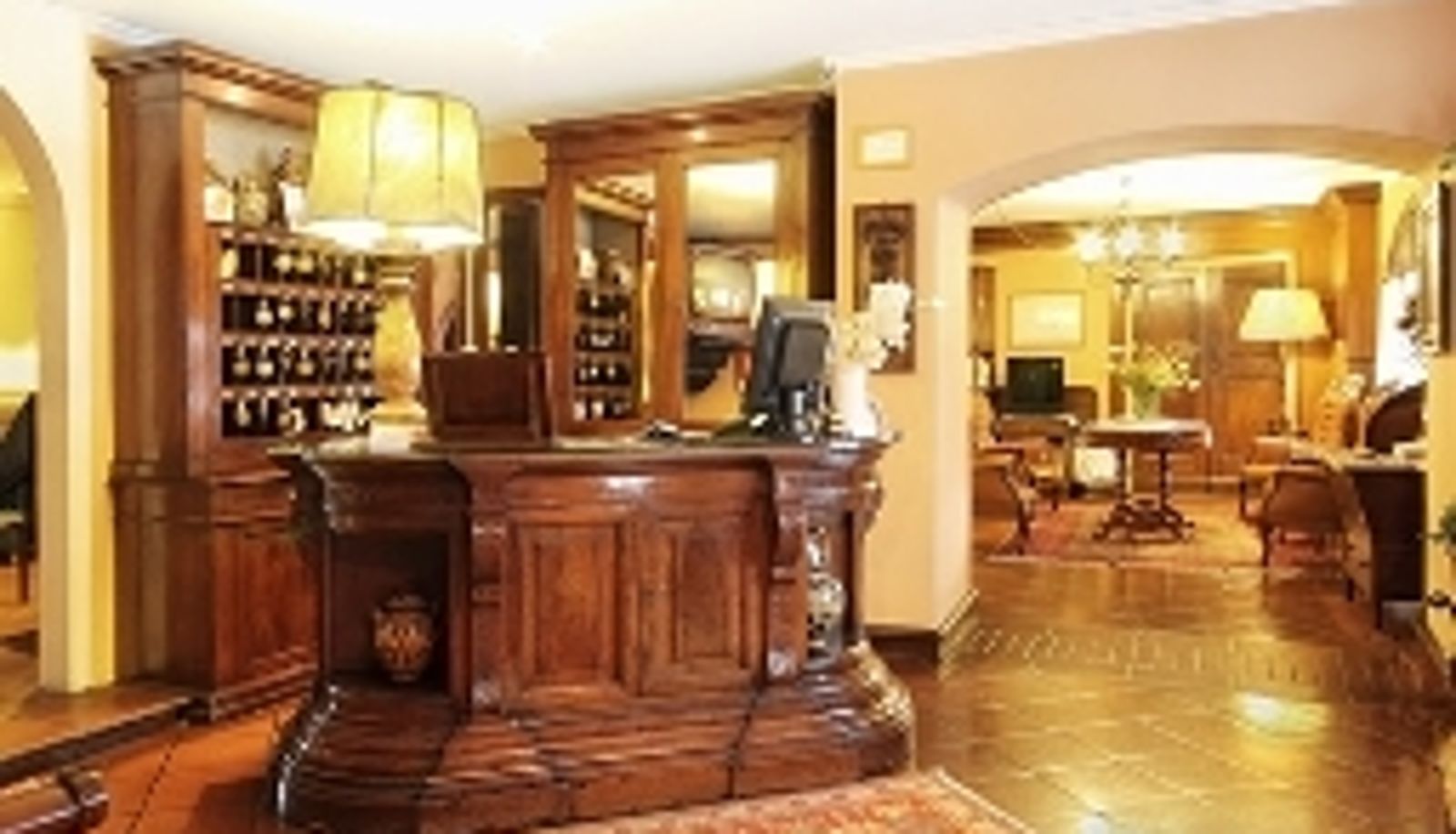 Compare all Hotels in Maranello | cozycozy, image size:1600x916