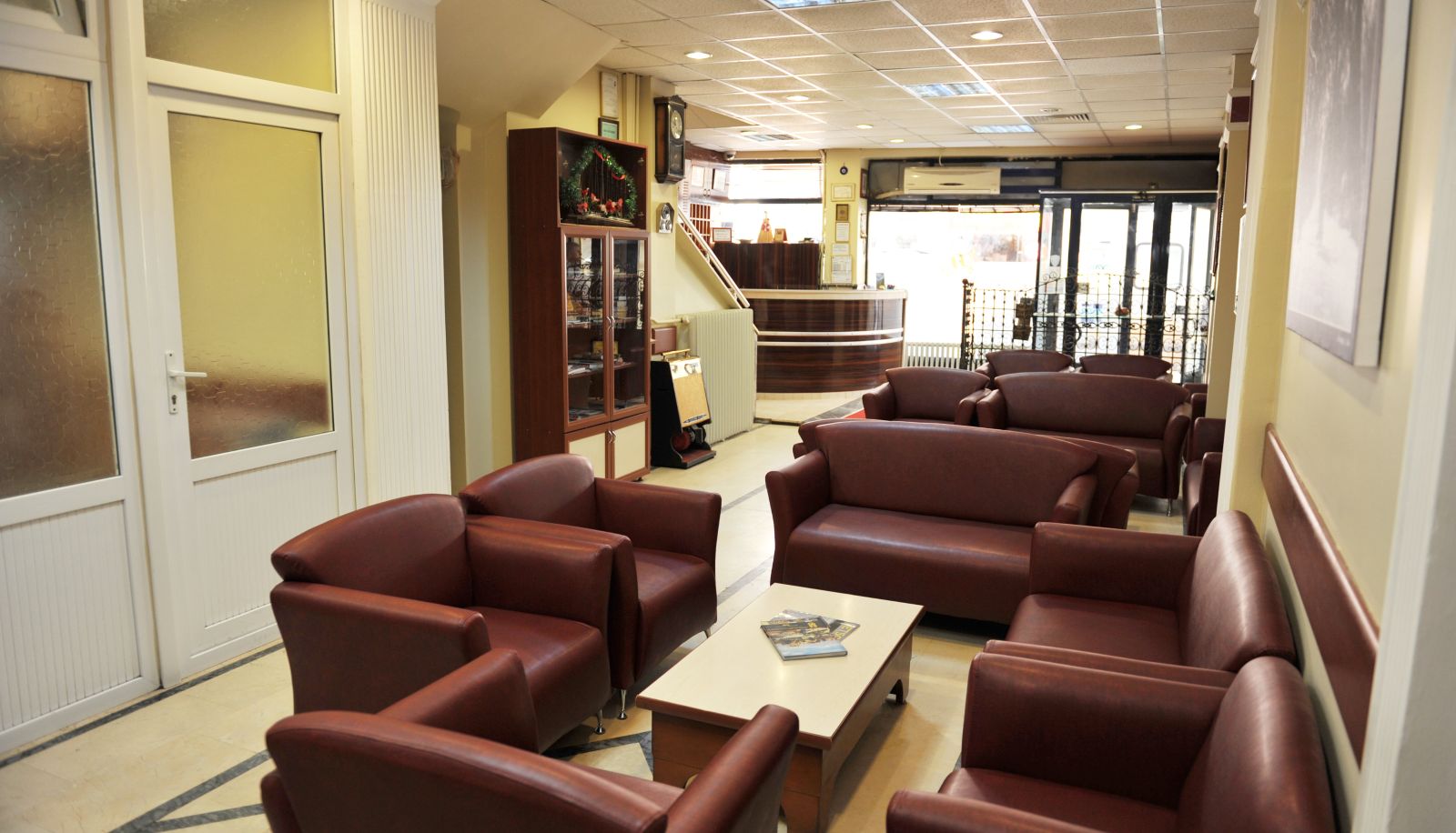 Lobby - Saray Hotel