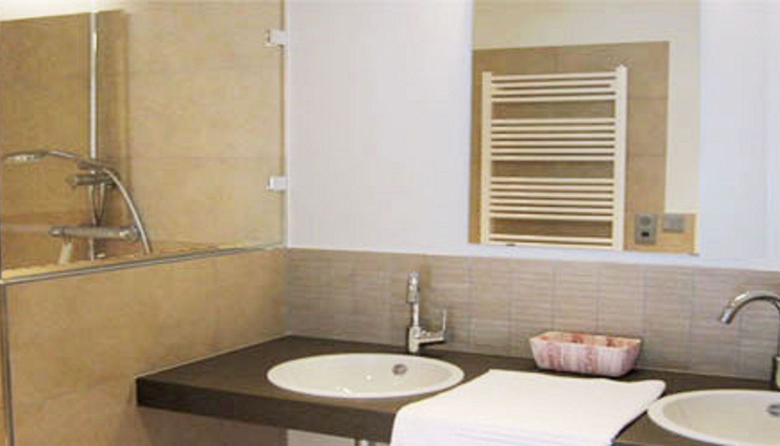 Badezimmer - Suitenhotel Idyll Heckenrose