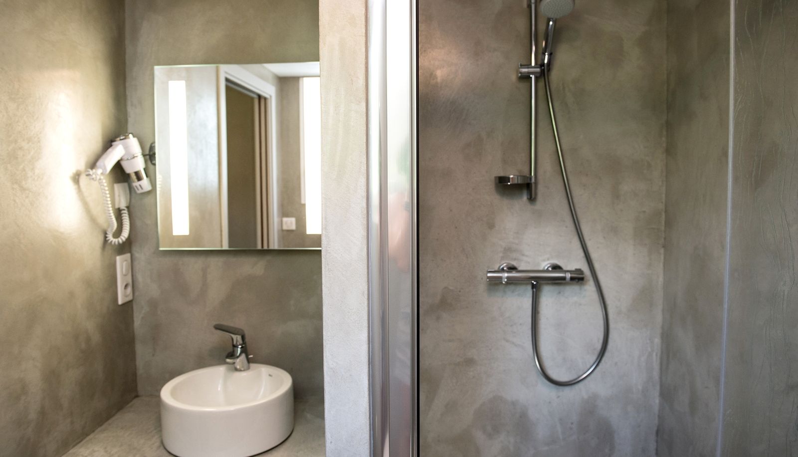 Bagno - Ur Hegian Logis