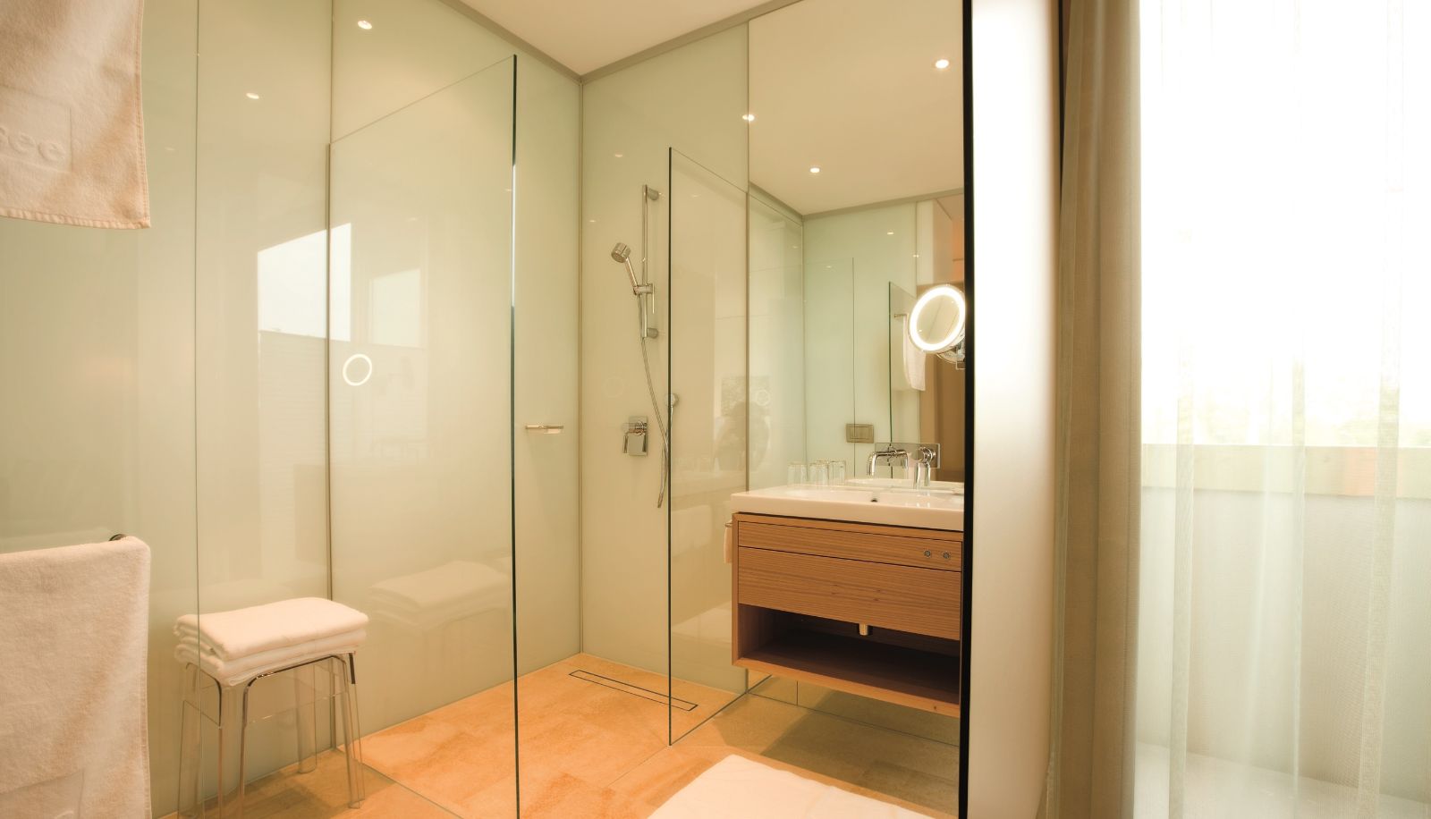 Bagno - Hotel am See