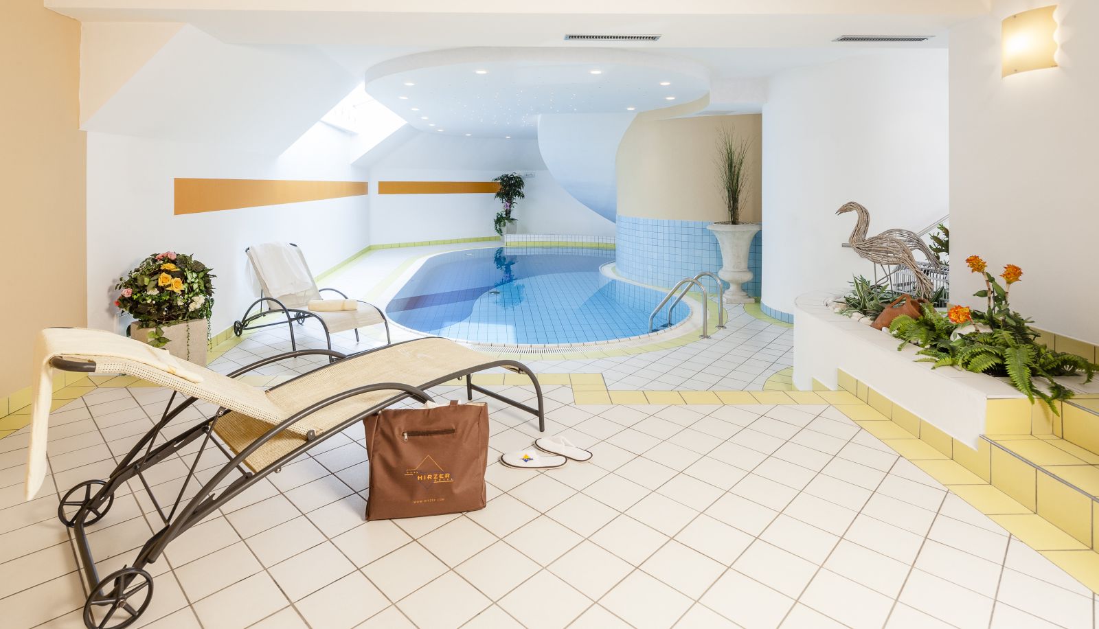 Basen - Oliven-& Genusshotel Hirzer