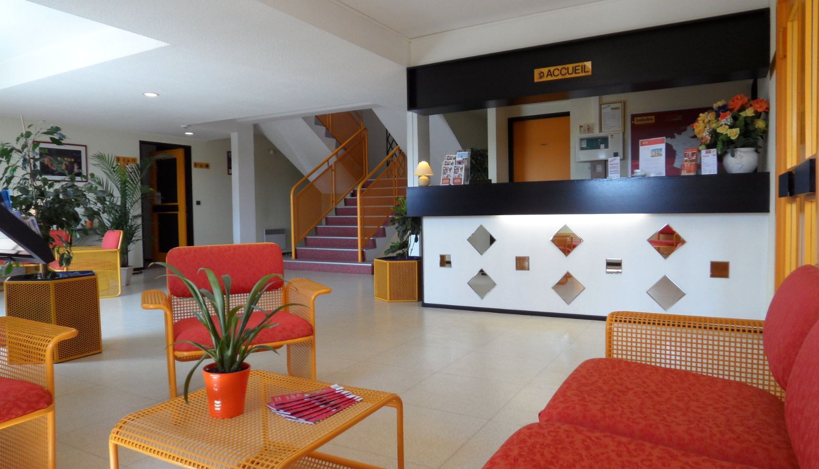 Hall - Bourges Nord Saint-Doulchard The Originals Access