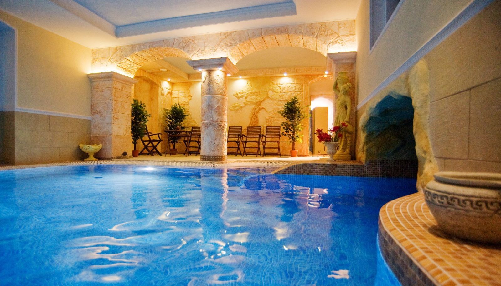 Basen - Pałac Margot SPA