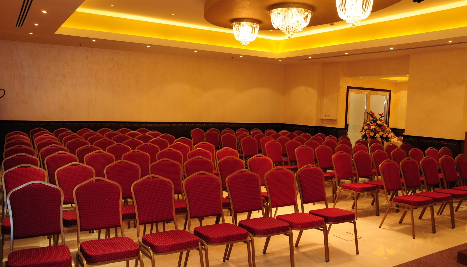 Conferencias - Dunes Hotel Apartments