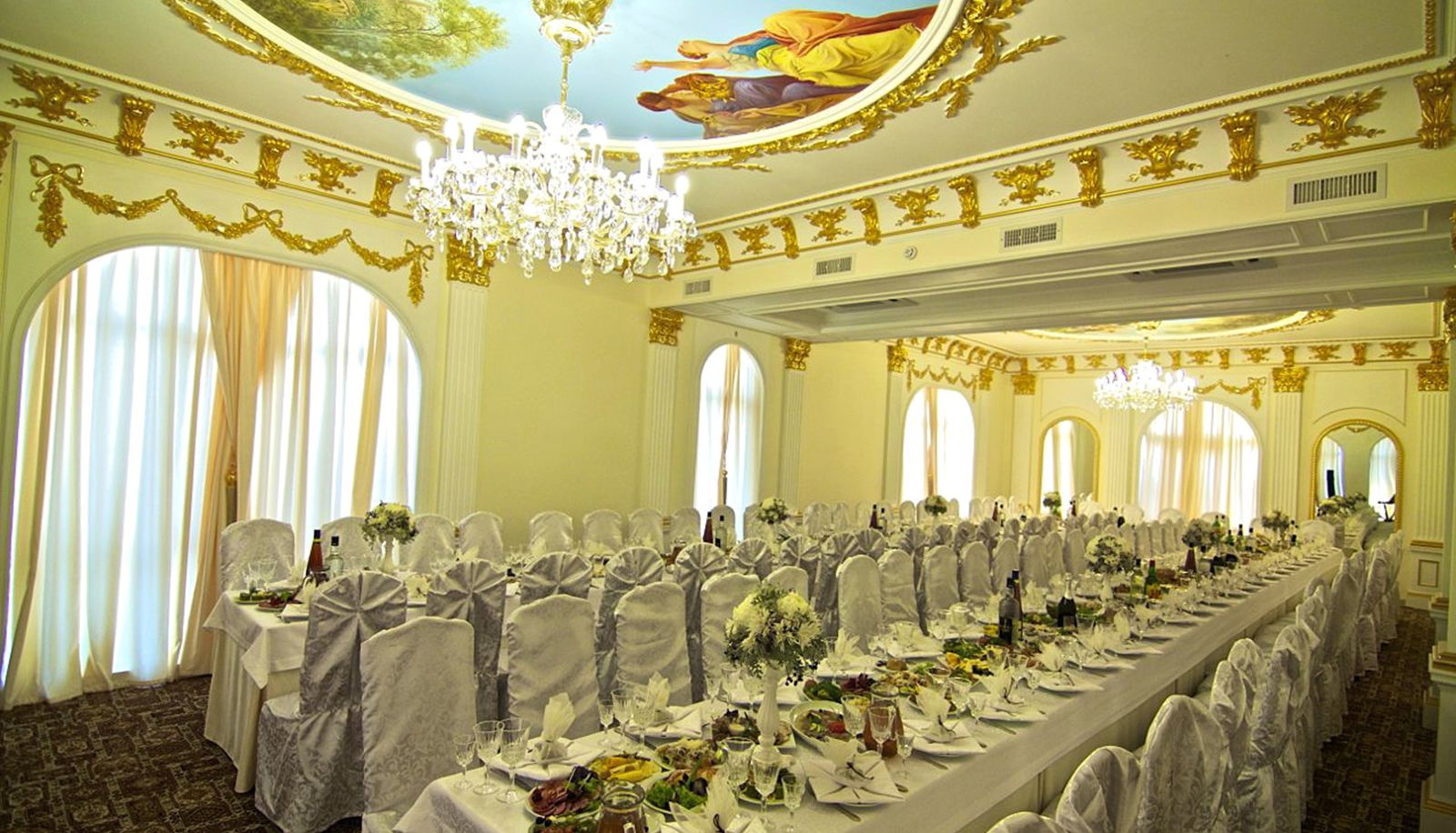 Restaurant 1 - Lavilia