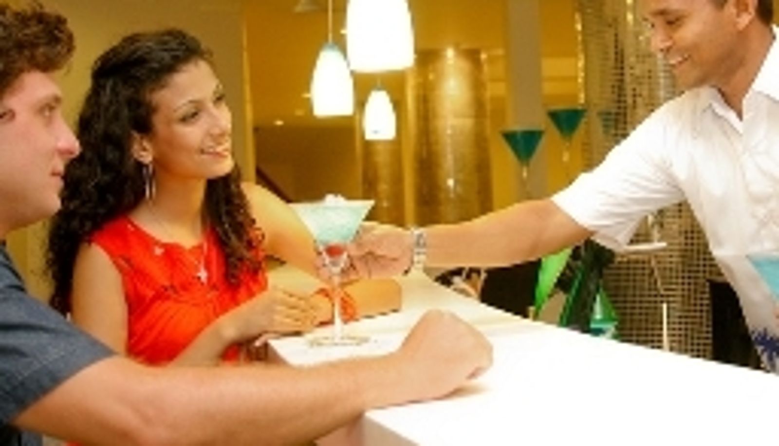 Bar - Chaaya Blu Trincomalee