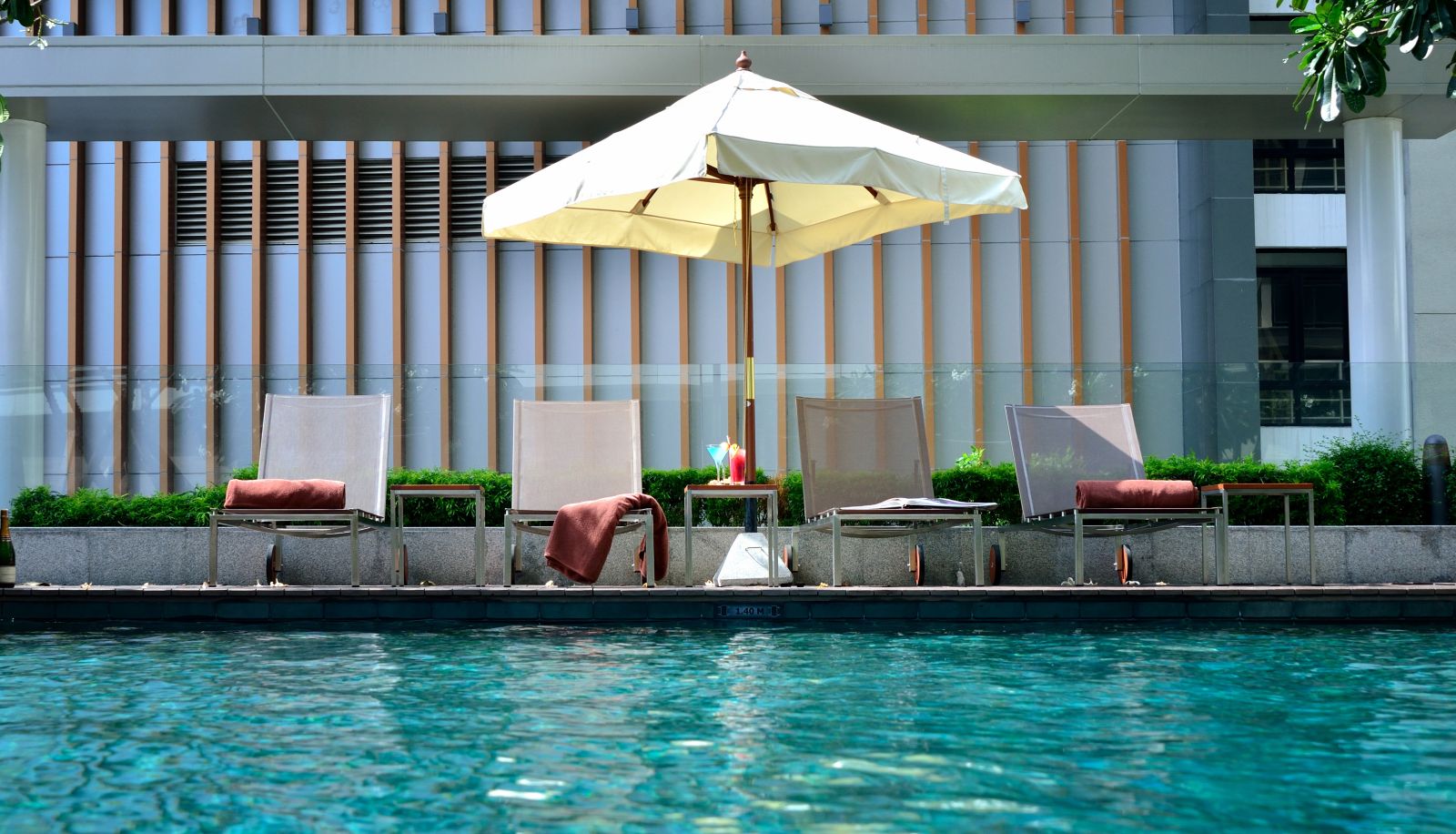 Pool - Aetas Residence