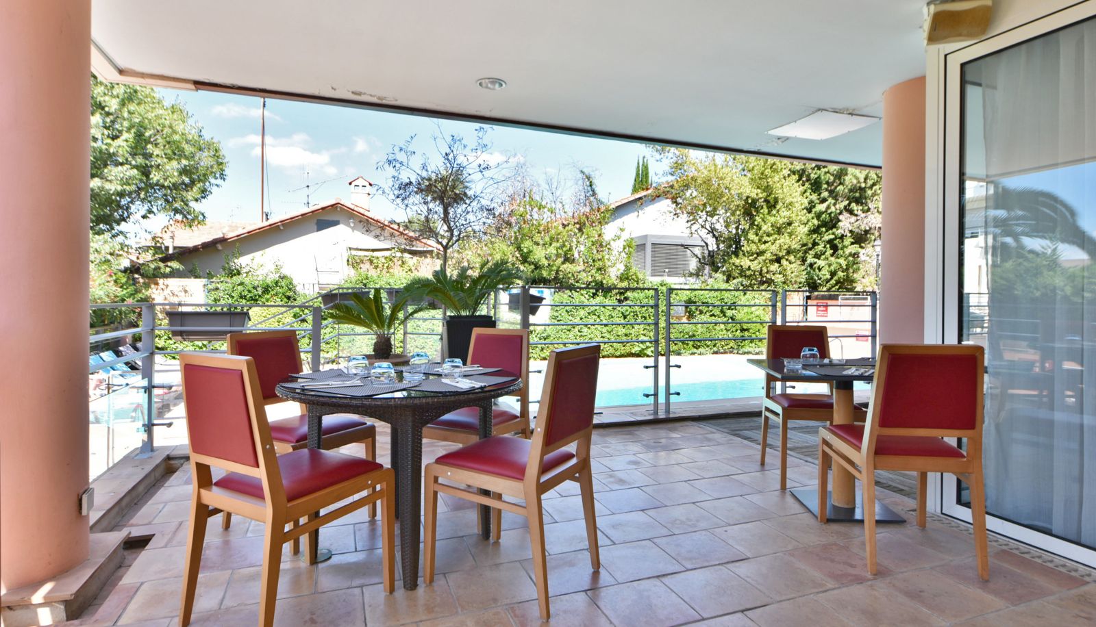 Terrace - Zenitude Hôtel - Résidence CANNES LE CANNET