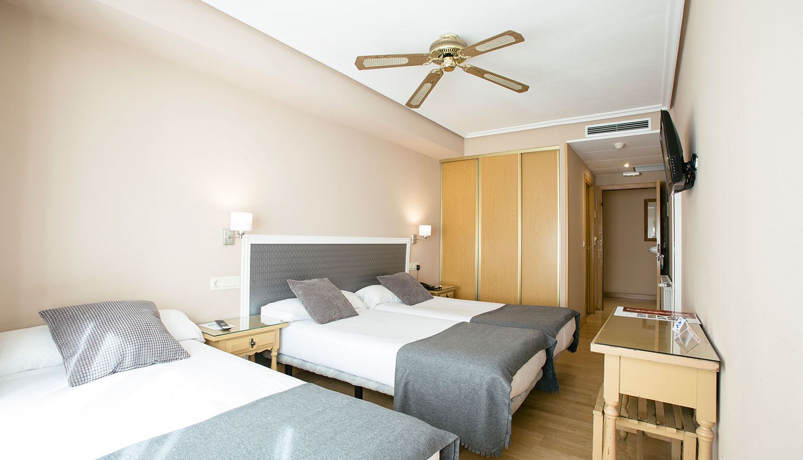 Dreibettzimmer - Monte Ulía