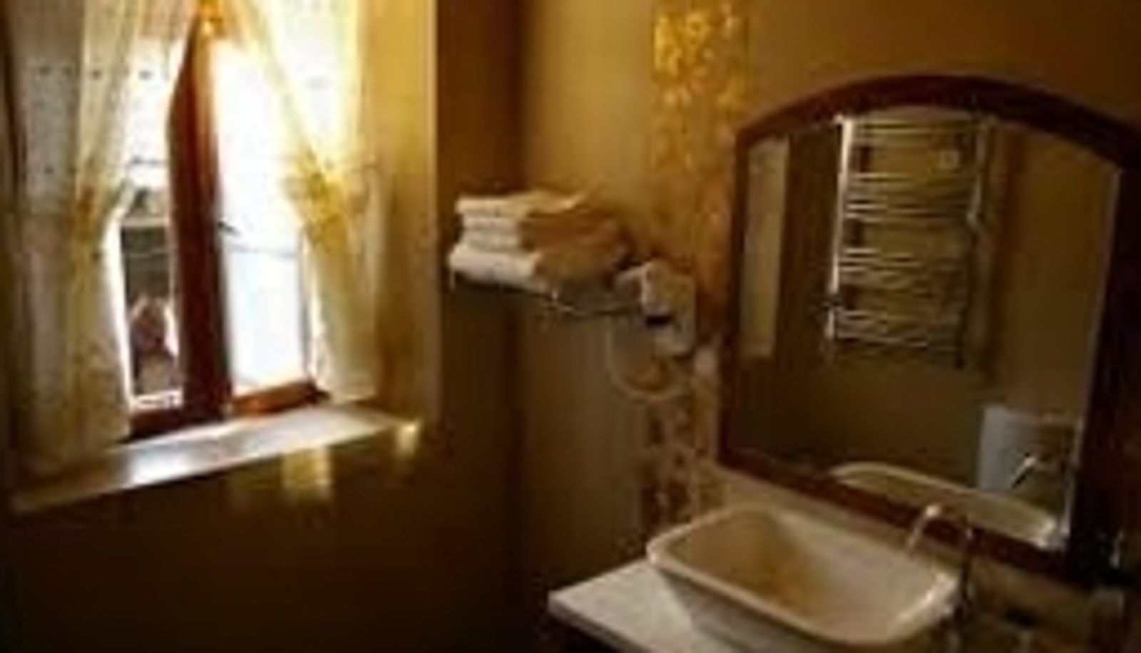 Badezimmer - Hera Hotel
