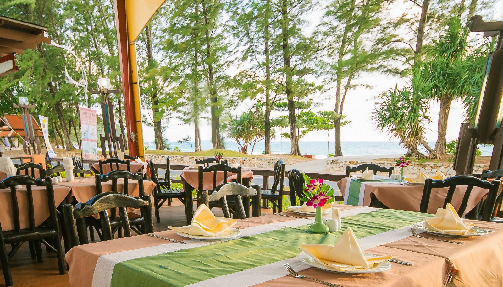 Restaurant - Phuket Island View