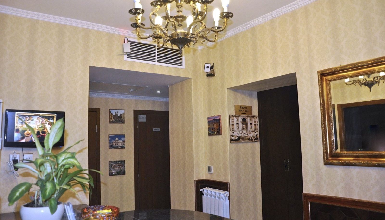 Hall - Rome Love Hotel
