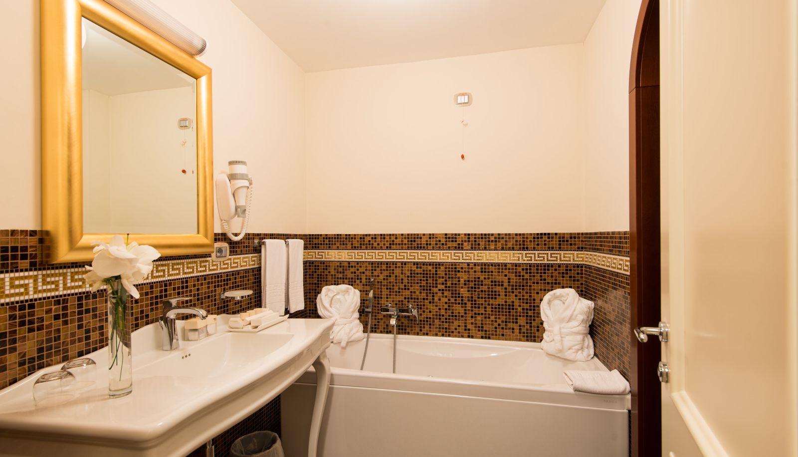 Bathroom - Grand Hotel Italia