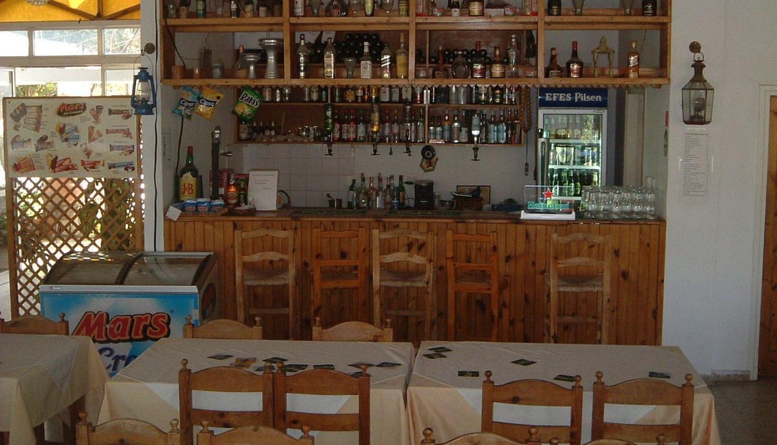 Bar - Paradise bungalows