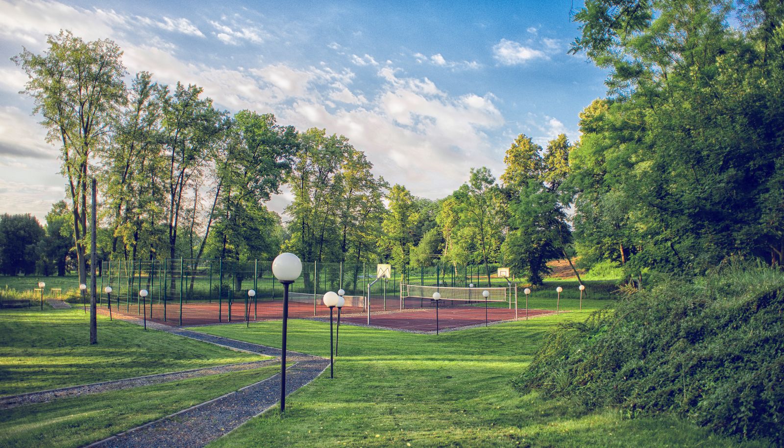 Tennisplatz - Niemcza SPA