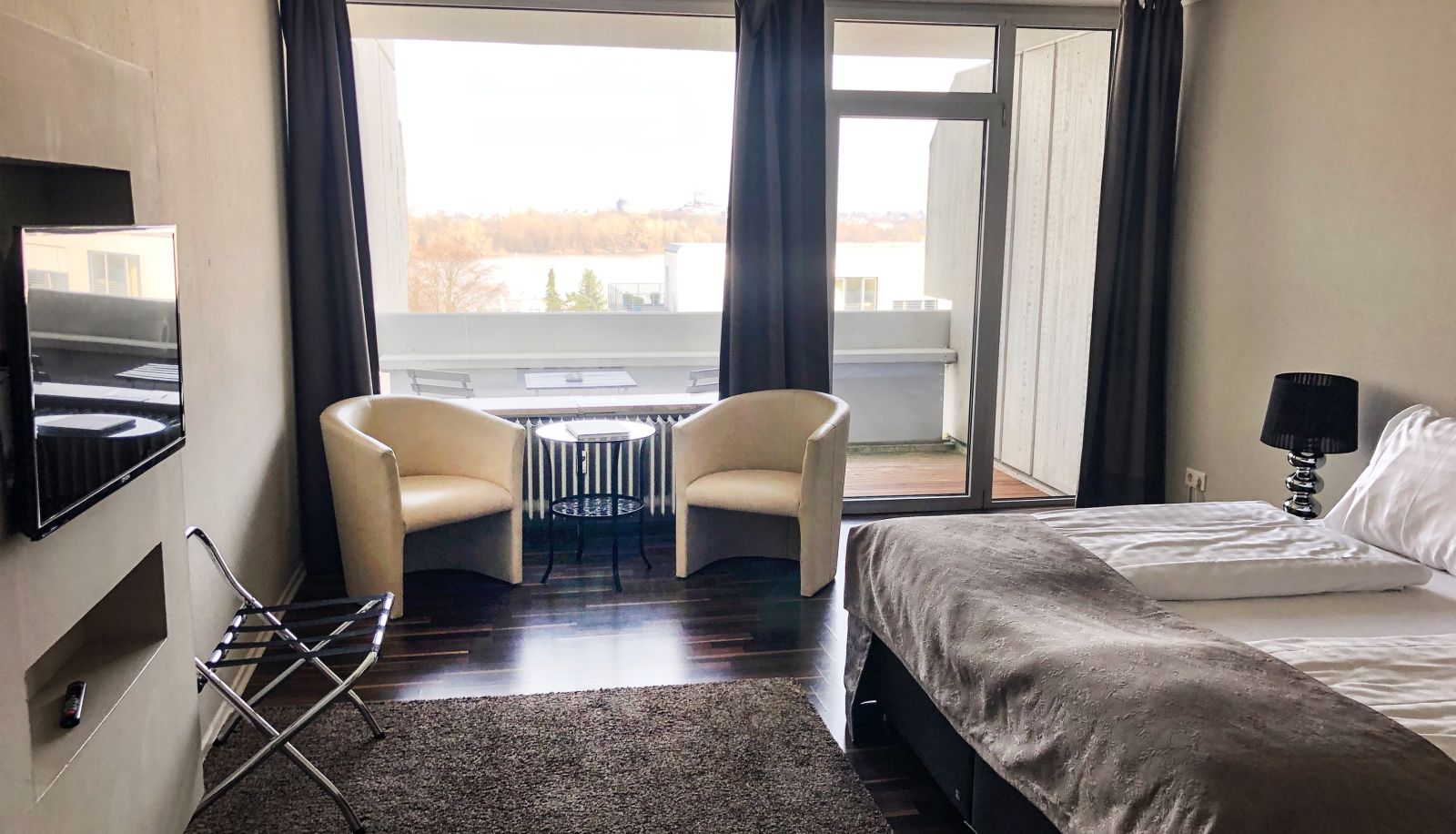 Standard room (double) - Rheinblick Appartments (Check-in Uferstr. 20)