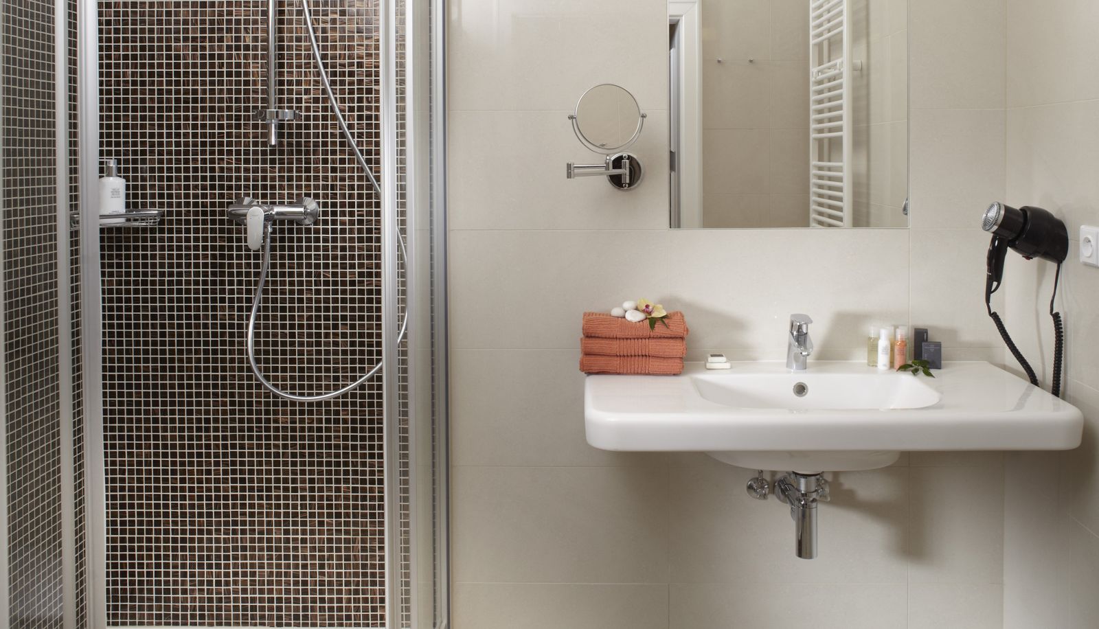 Badkamer - Harvey Spa Hotel