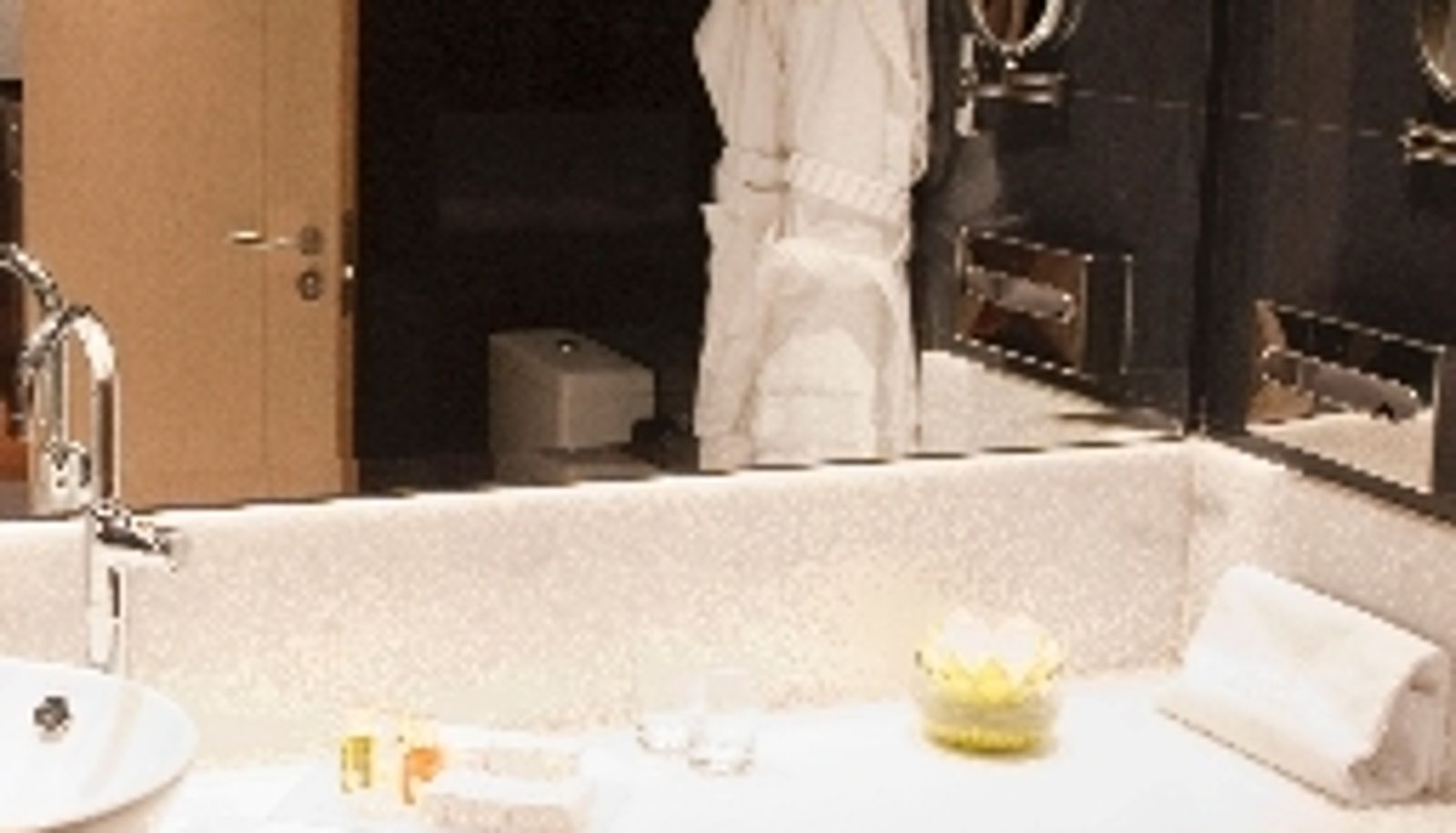 Bathroom - Nexus Valladolid Suites & Hotel