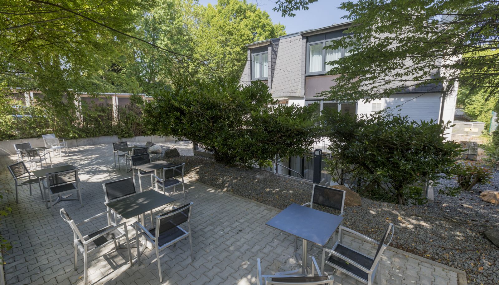 Ogród - mk | bed & breakfast eschborn