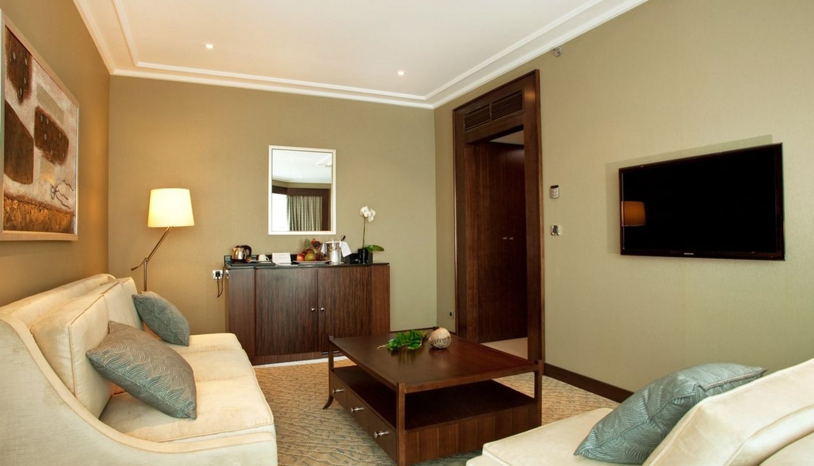 Room - Kharkiv Palace