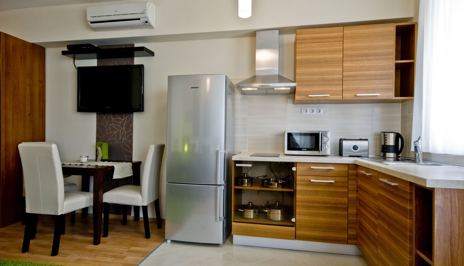 Apartment - Corvin Lux Aparthotel