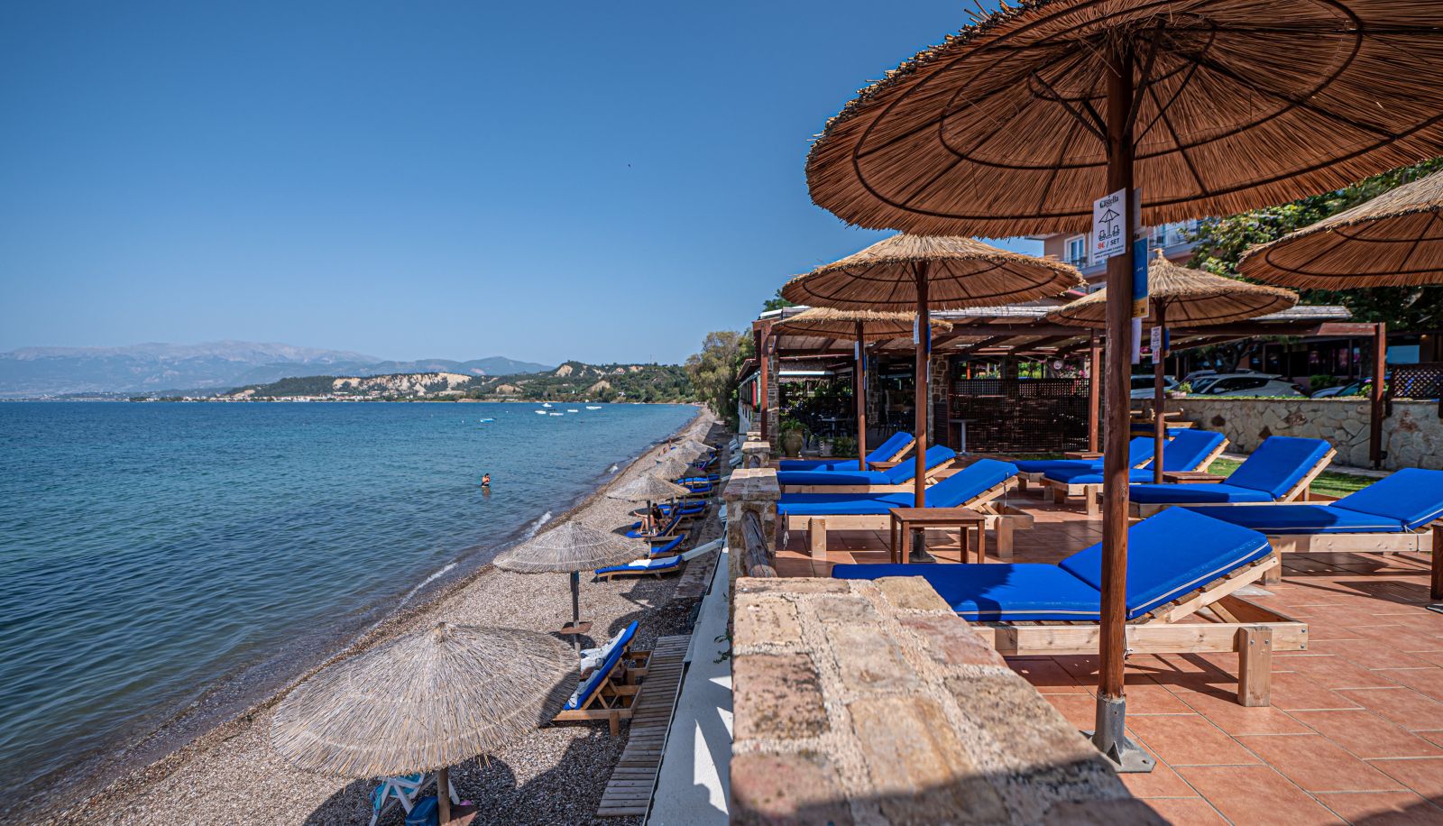 Terrasse - Castella beach