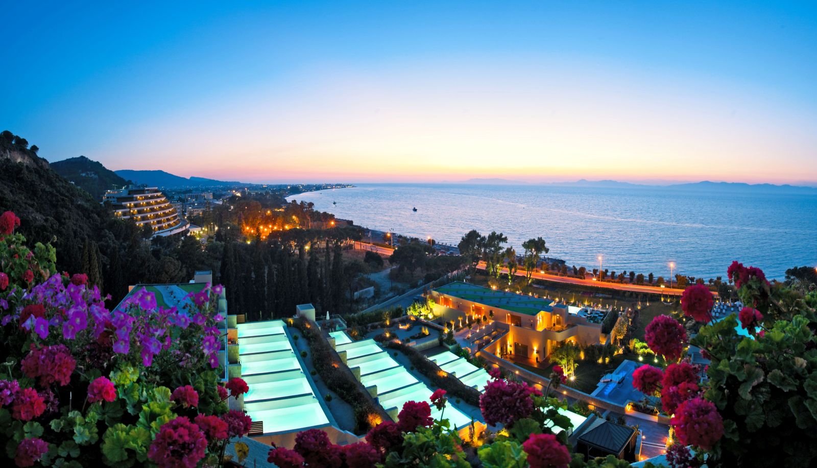 Hotel outdoor area - ELITE SUITES by Rhodes Bay