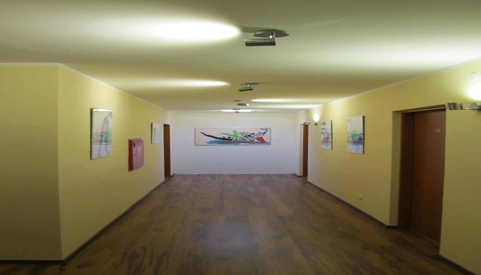 Hall - Apro Noclegi