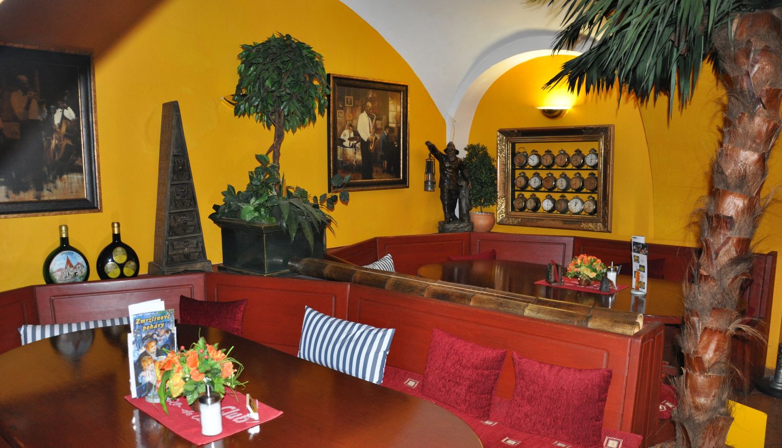Café/Bistro - Centrum Tiffany Domažlice - Taus