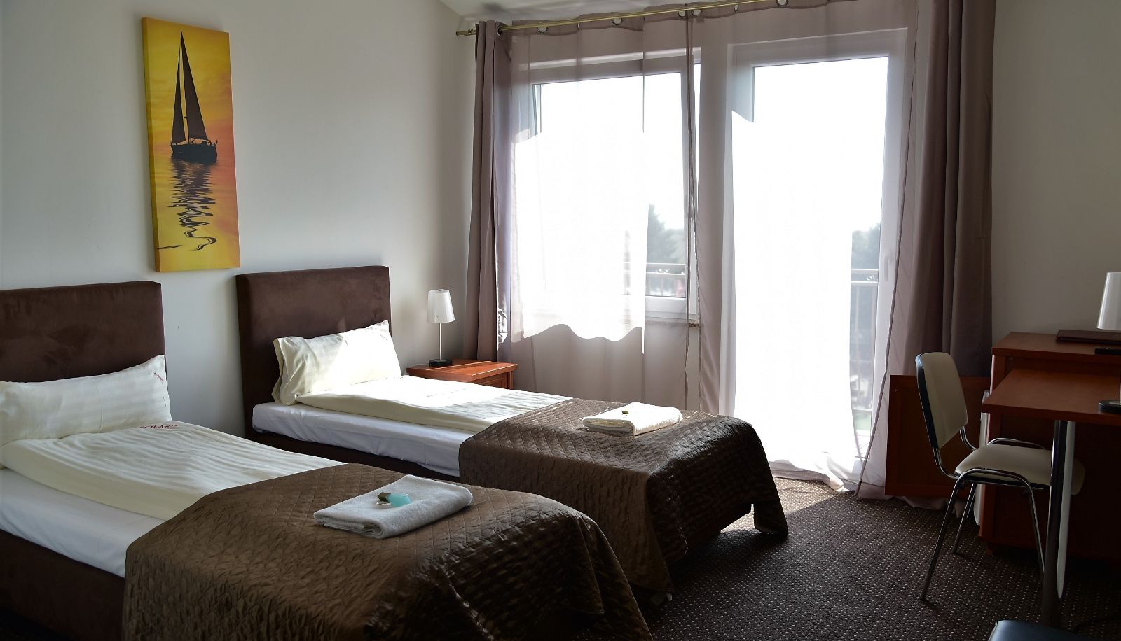 Zimmer mit Seeblick - Hotel Rooms & Apartments