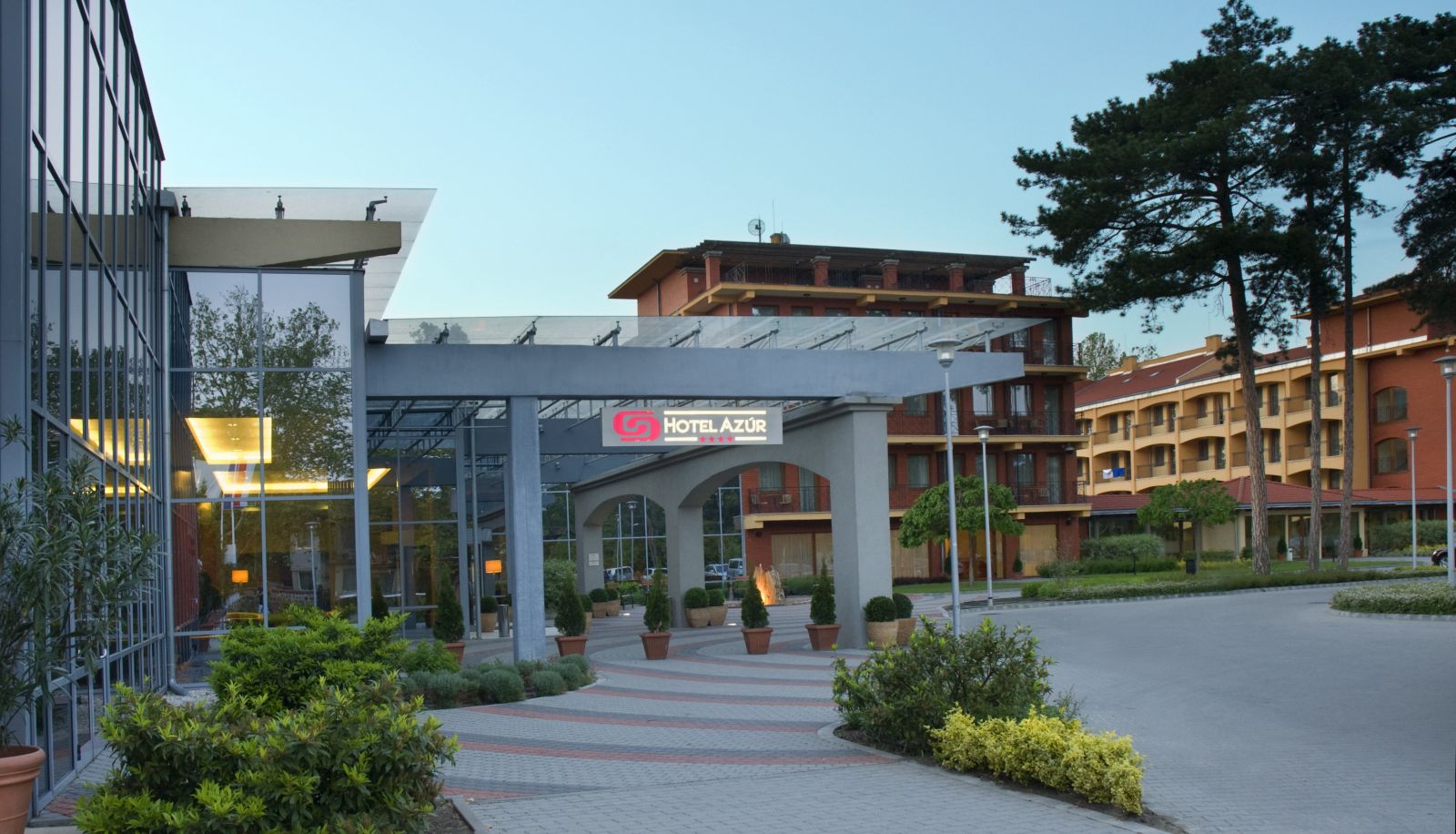 Hotel outdoor area - Azur