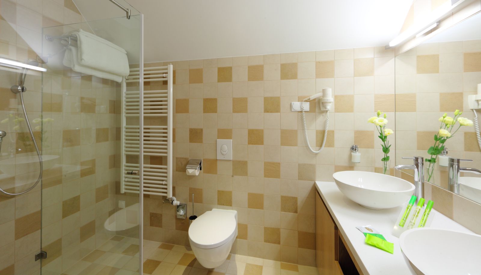 Bathroom - Malomkert Boutique