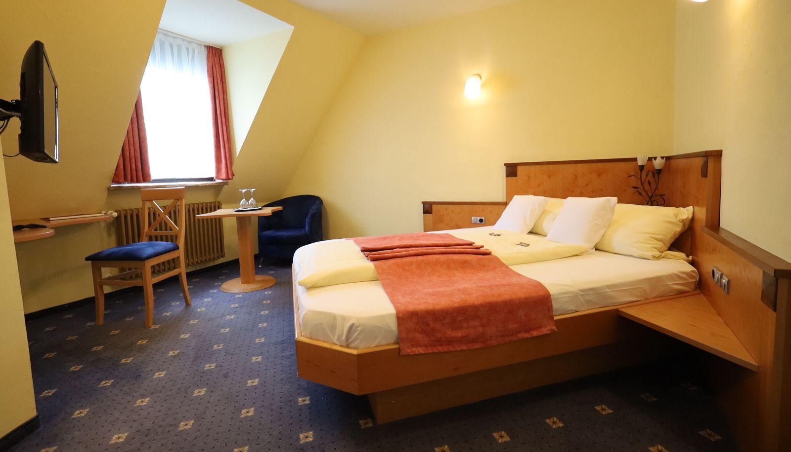 Superior room (double) - WALLHALL - Hotel & Restaurant -