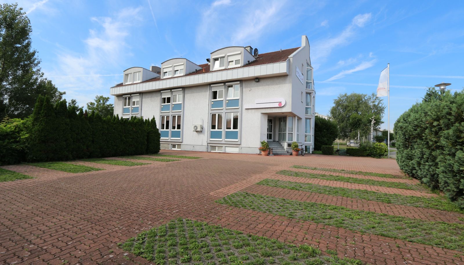 Zewnętrzna część hotelu - Hotel Kick