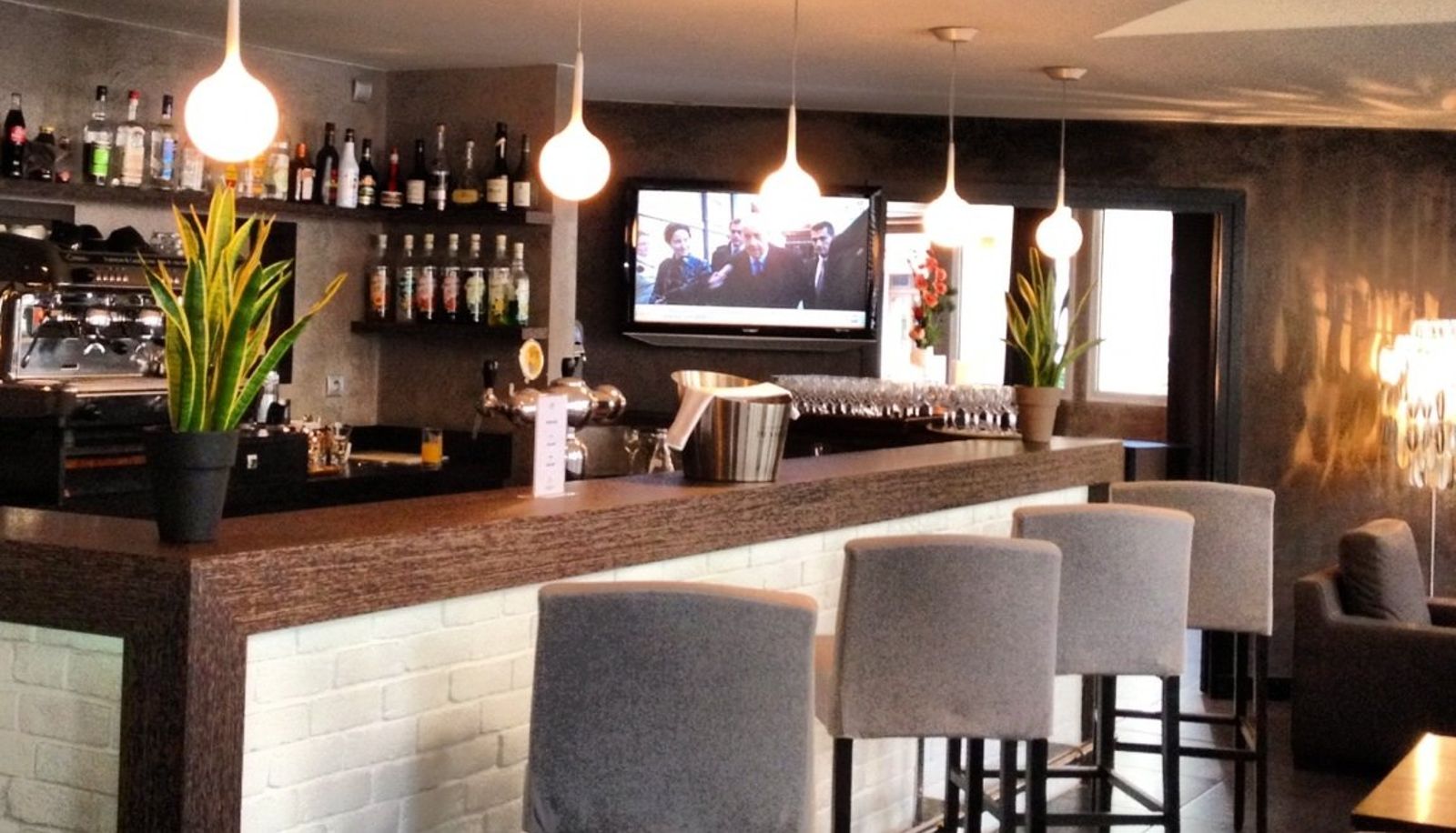 Bar - Urban Hotel Aix-les-Bains Signature Collection