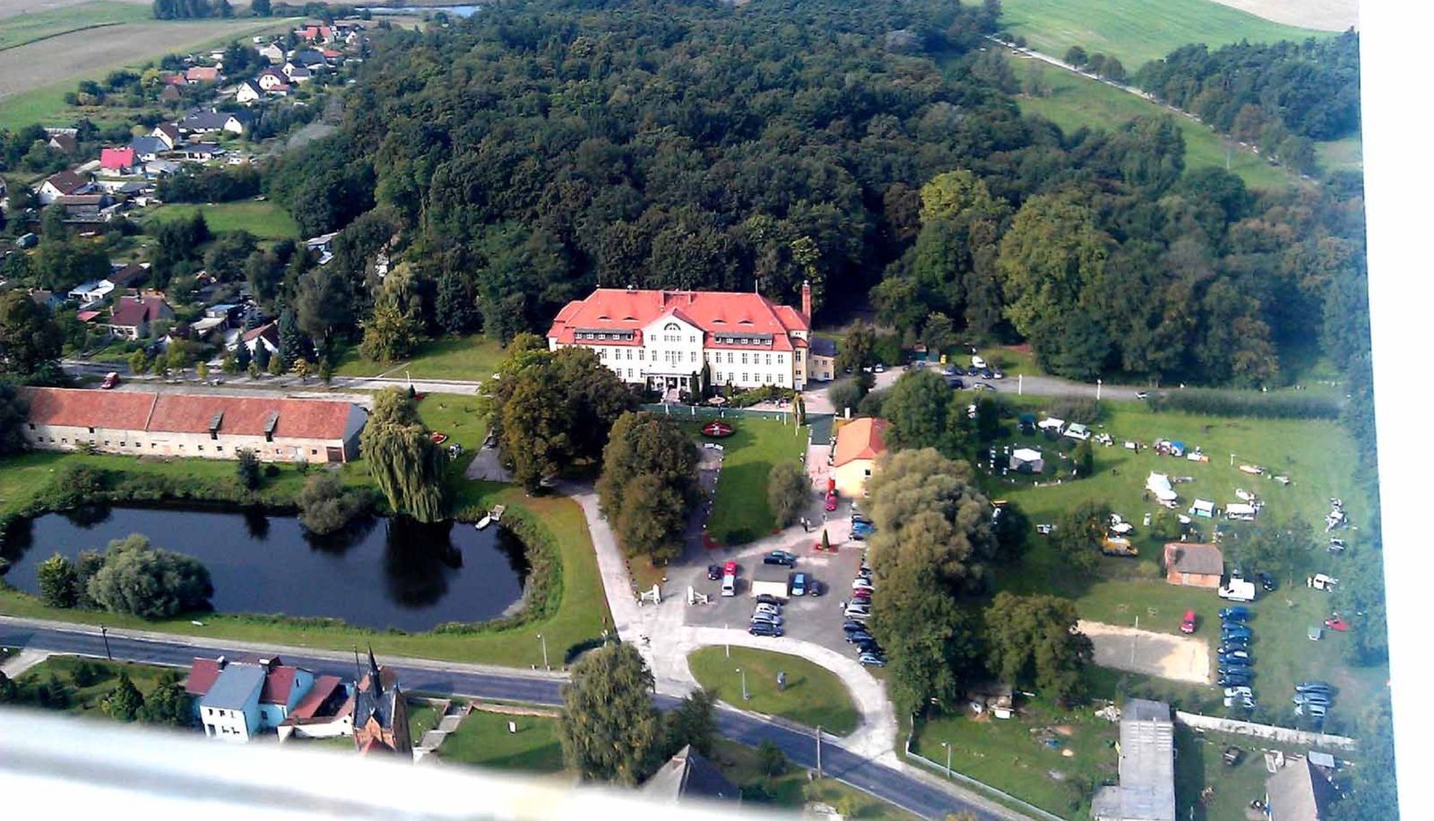 Area esterna dell'hotel - Parkhotel Schloss Wulkow