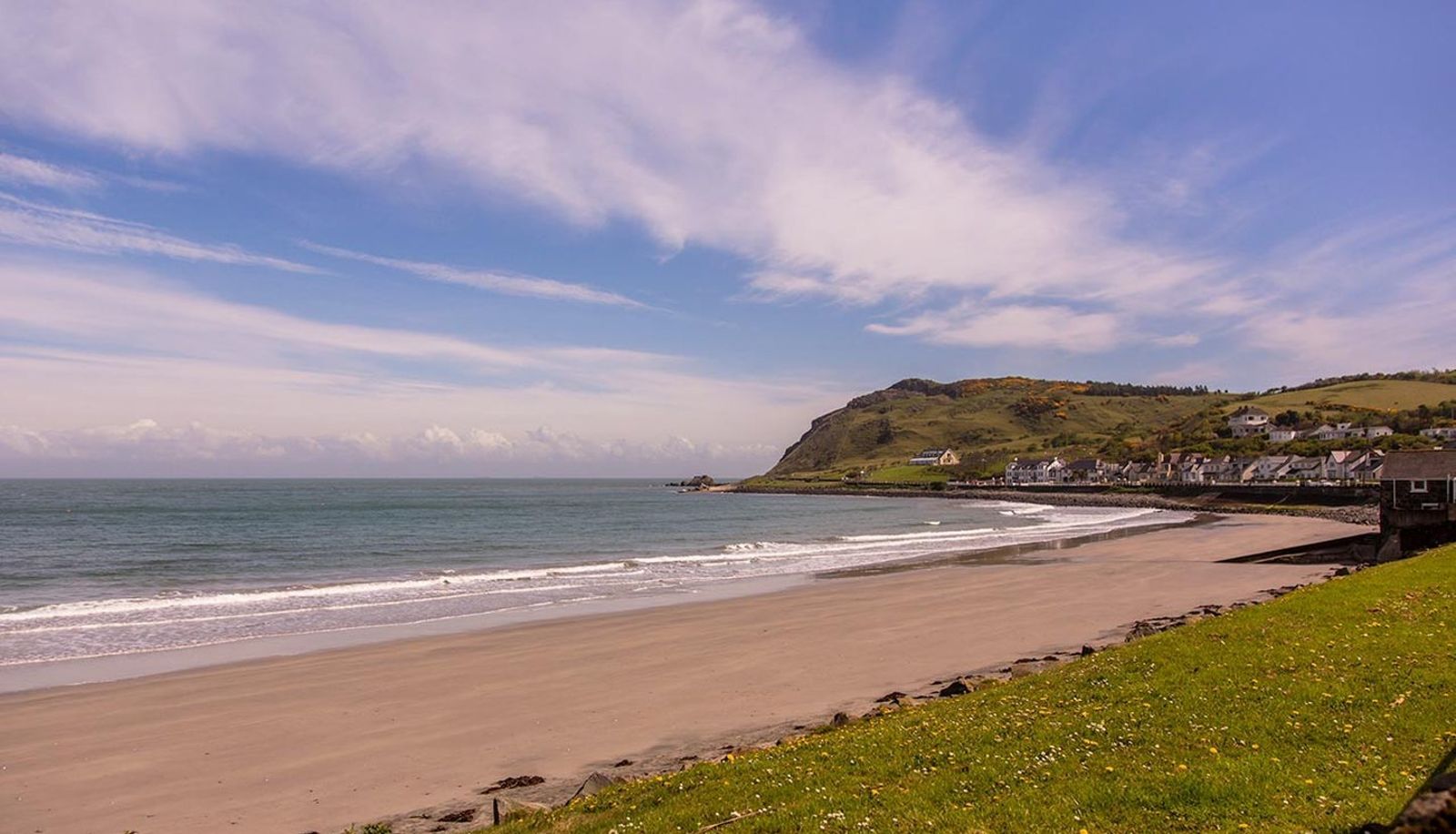 Ausblick - Hastings Ballygally Castle Larne