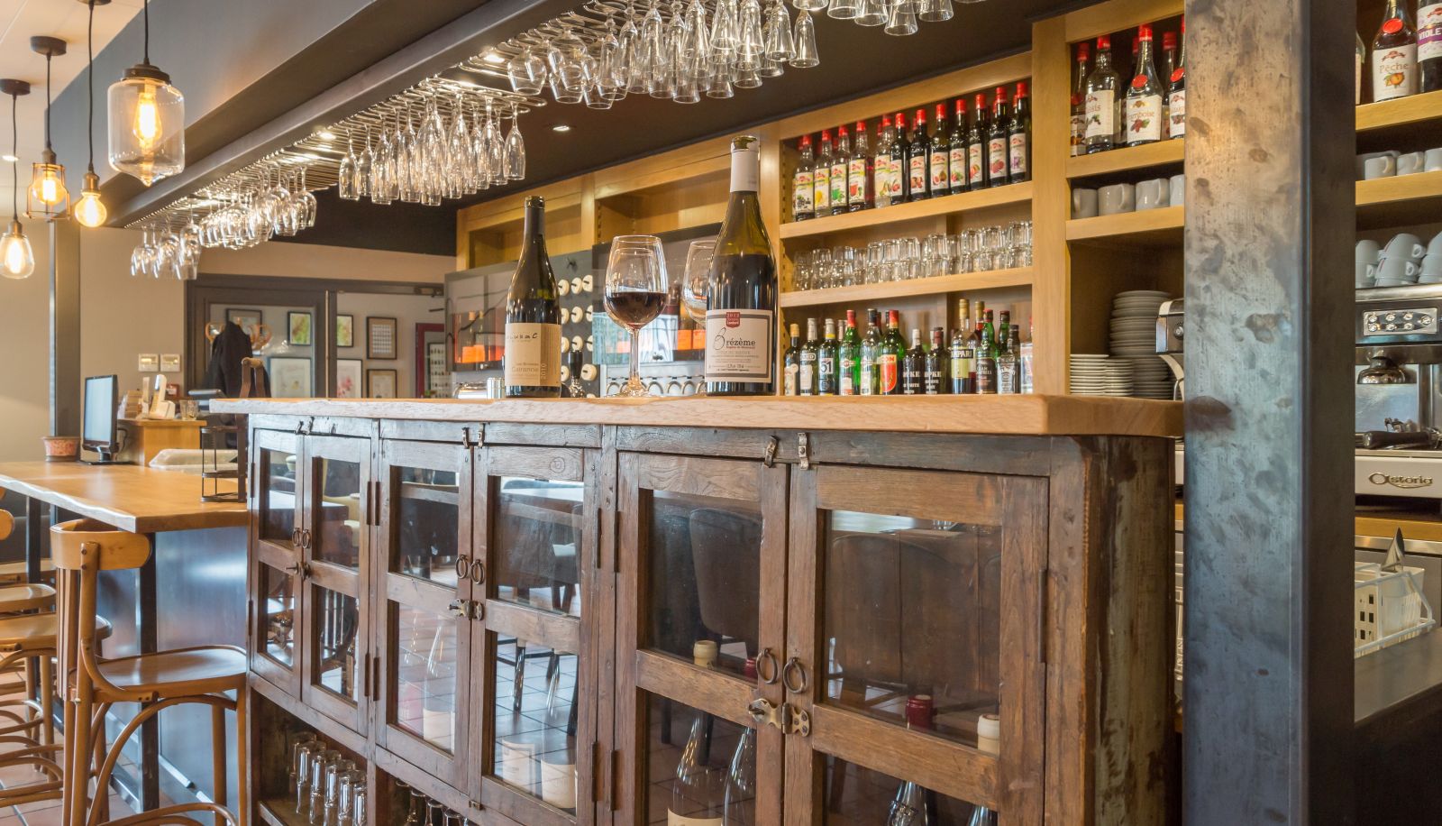 Bar - Nouvel Hotel Logis
