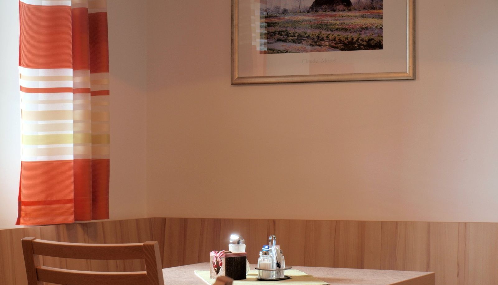 Salle de petit-déjeuner - Haus Heftberger Pension